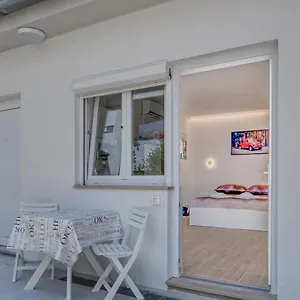 Appartement Light In, Pula