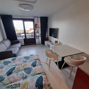 https://le-20-apartment-thollon-les-memises.hotels-rhonealpes.com